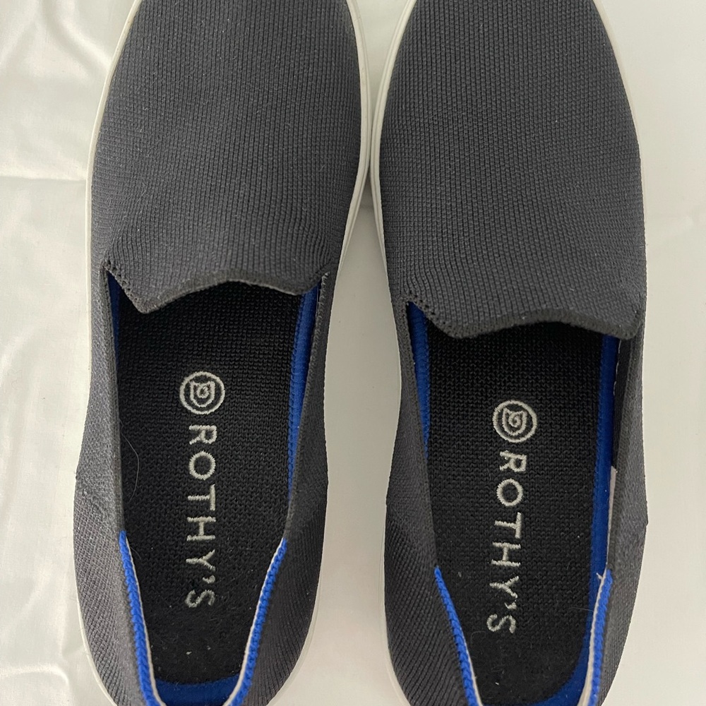 Rothy’s Original Slip On Sneaker, size 10M, black